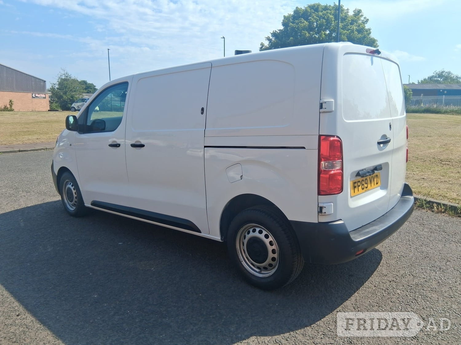 [ berth ]Vauxhall Vivaro