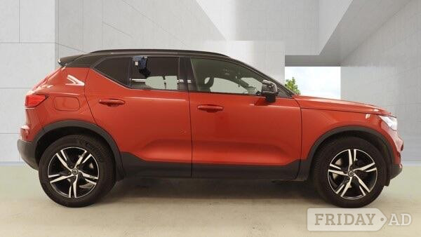 Volvo XC40 2019 - Cars
