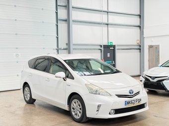 Toyota 7 Seat Prius 2013