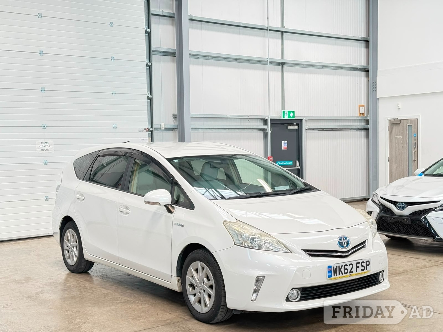 Toyota 7 Seat Prius 2013 in Reading
