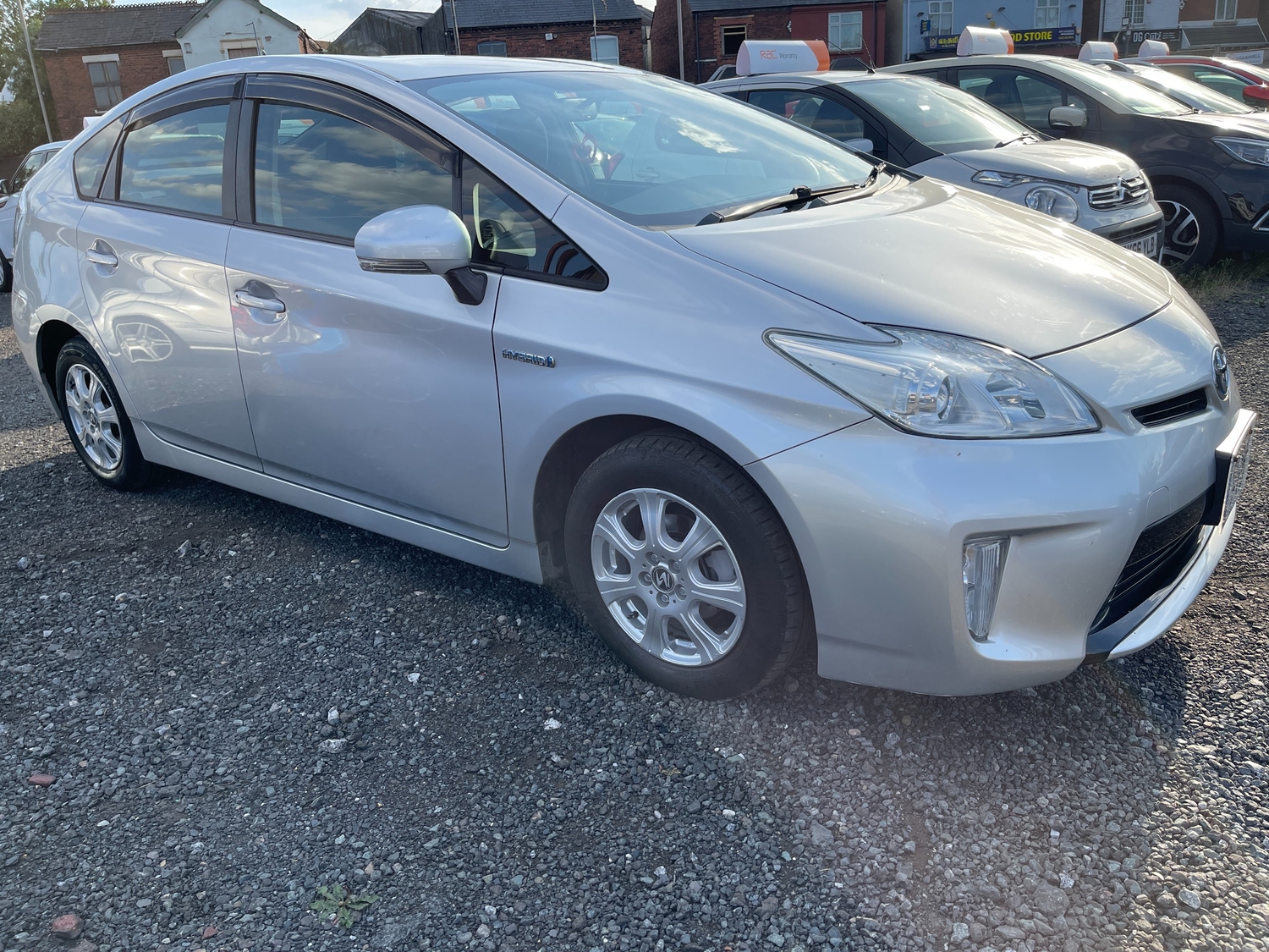 Toyota Prius 2013 - Cars in Oldbury