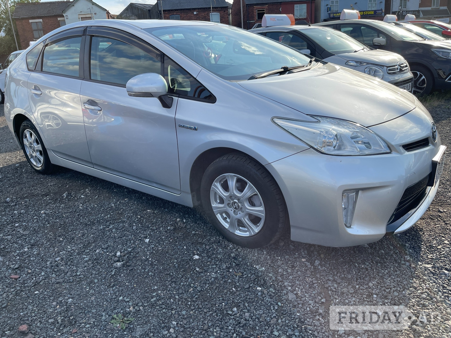 Toyota Prius 2013 - Cars in Oldbury