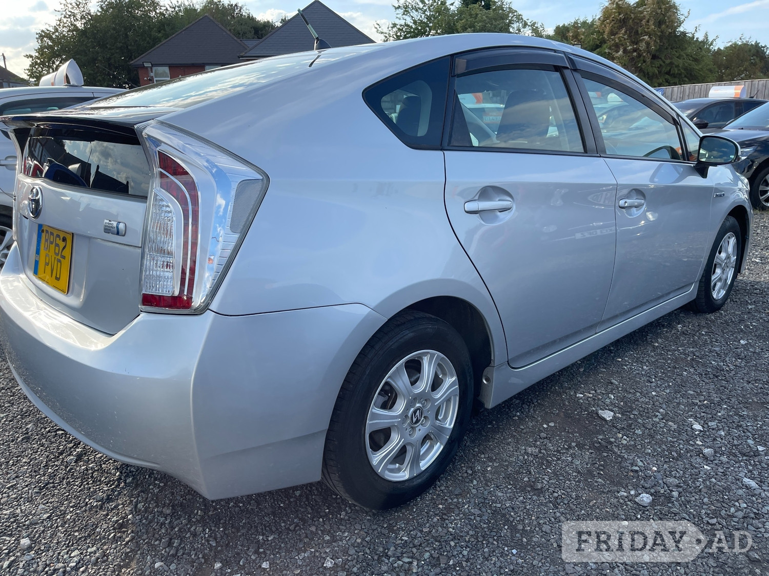Toyota Prius 2013 - Cars