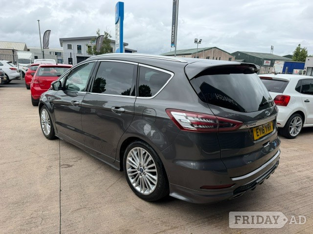 [ berth ]Ford S-Max