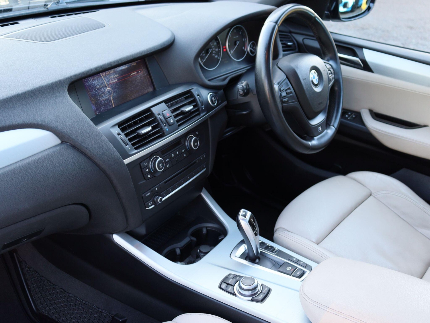 [ berth ]BMW X3