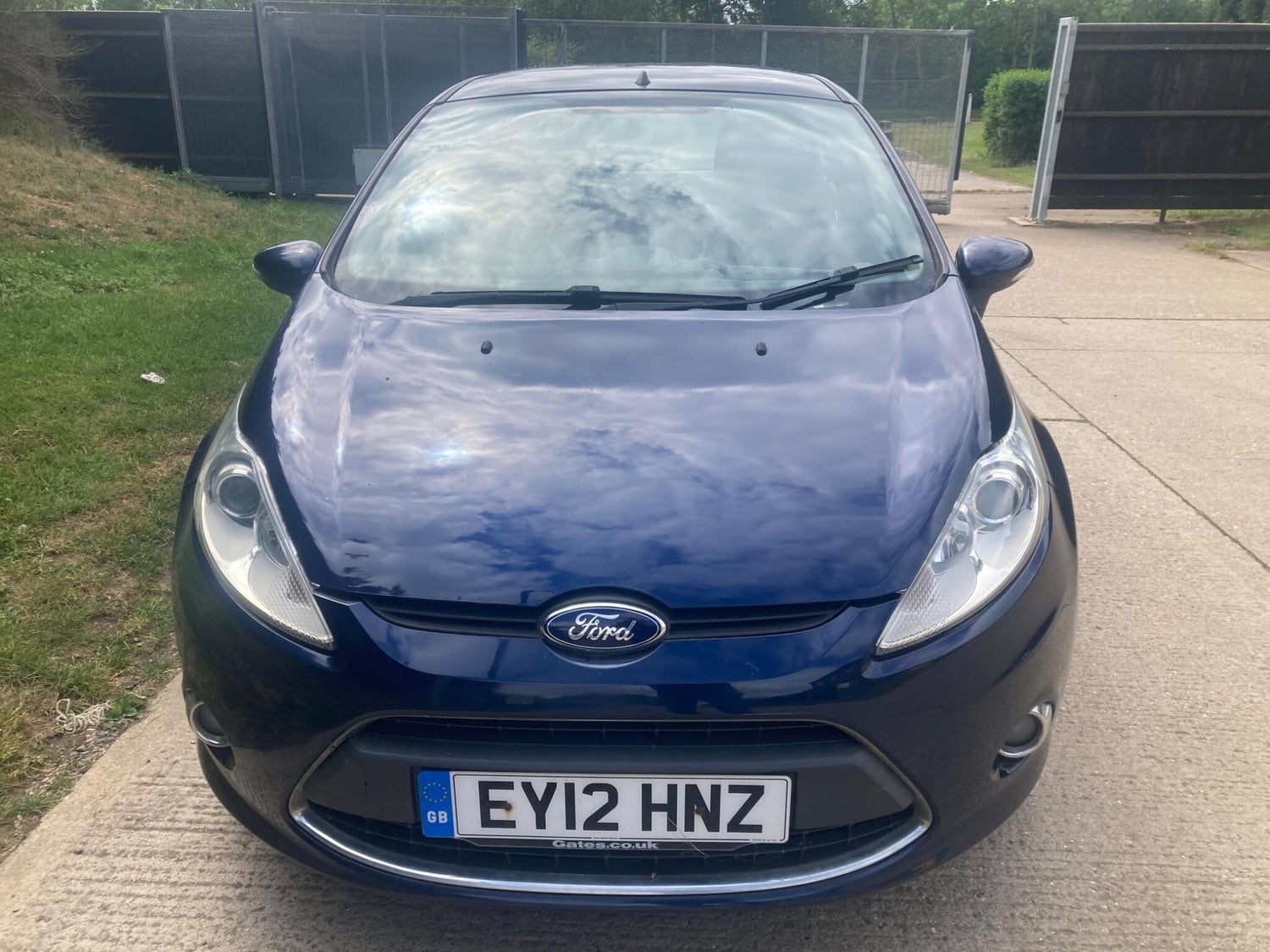 [ berth ]Ford Fiesta