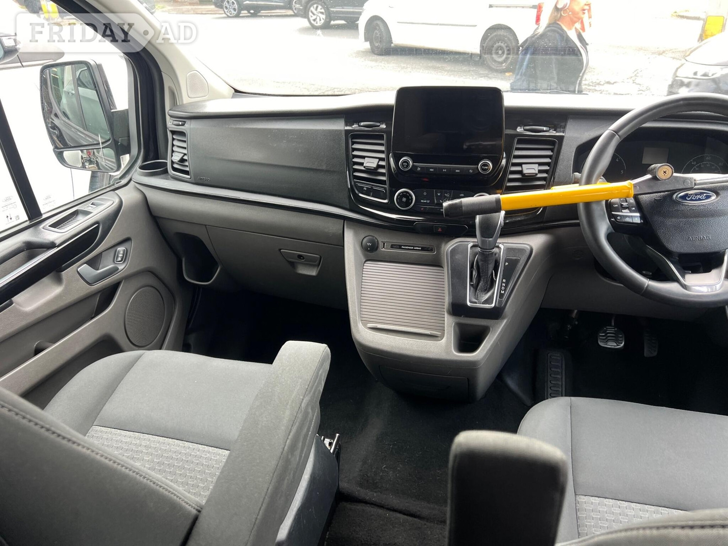 Ford Tourneo Custom 2022 - Vans & Commercial Vehicles in Sutton