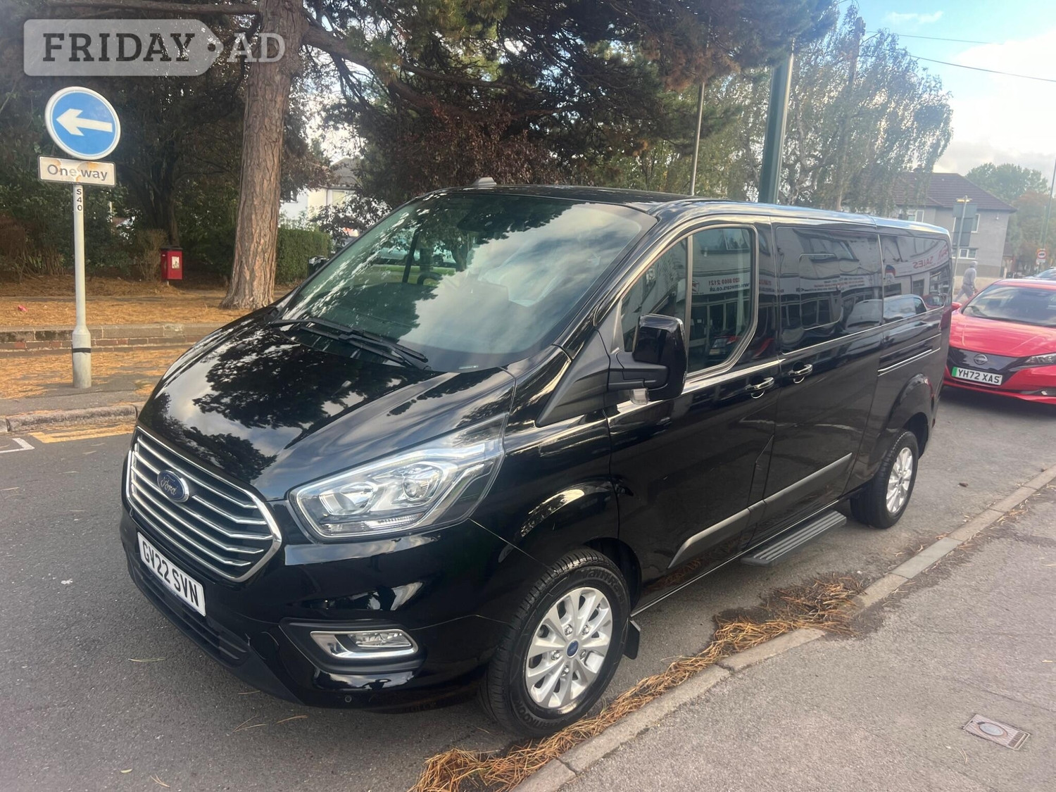 [ berth ]Ford Tourneo Custom