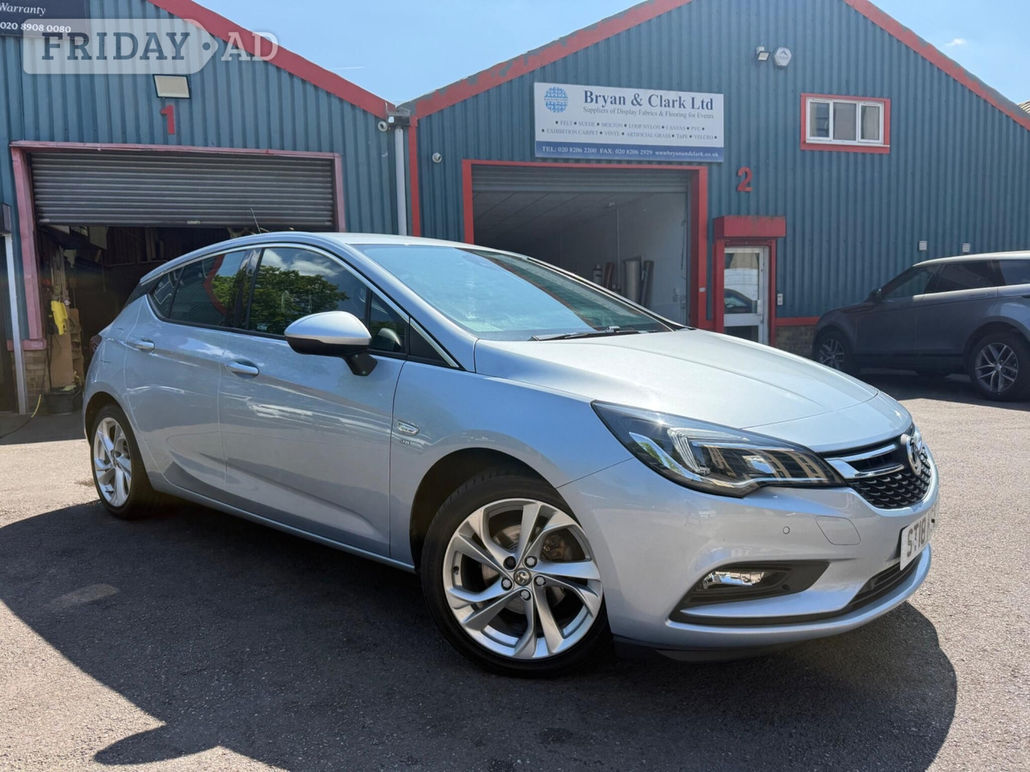 [ berth ]Vauxhall Astra