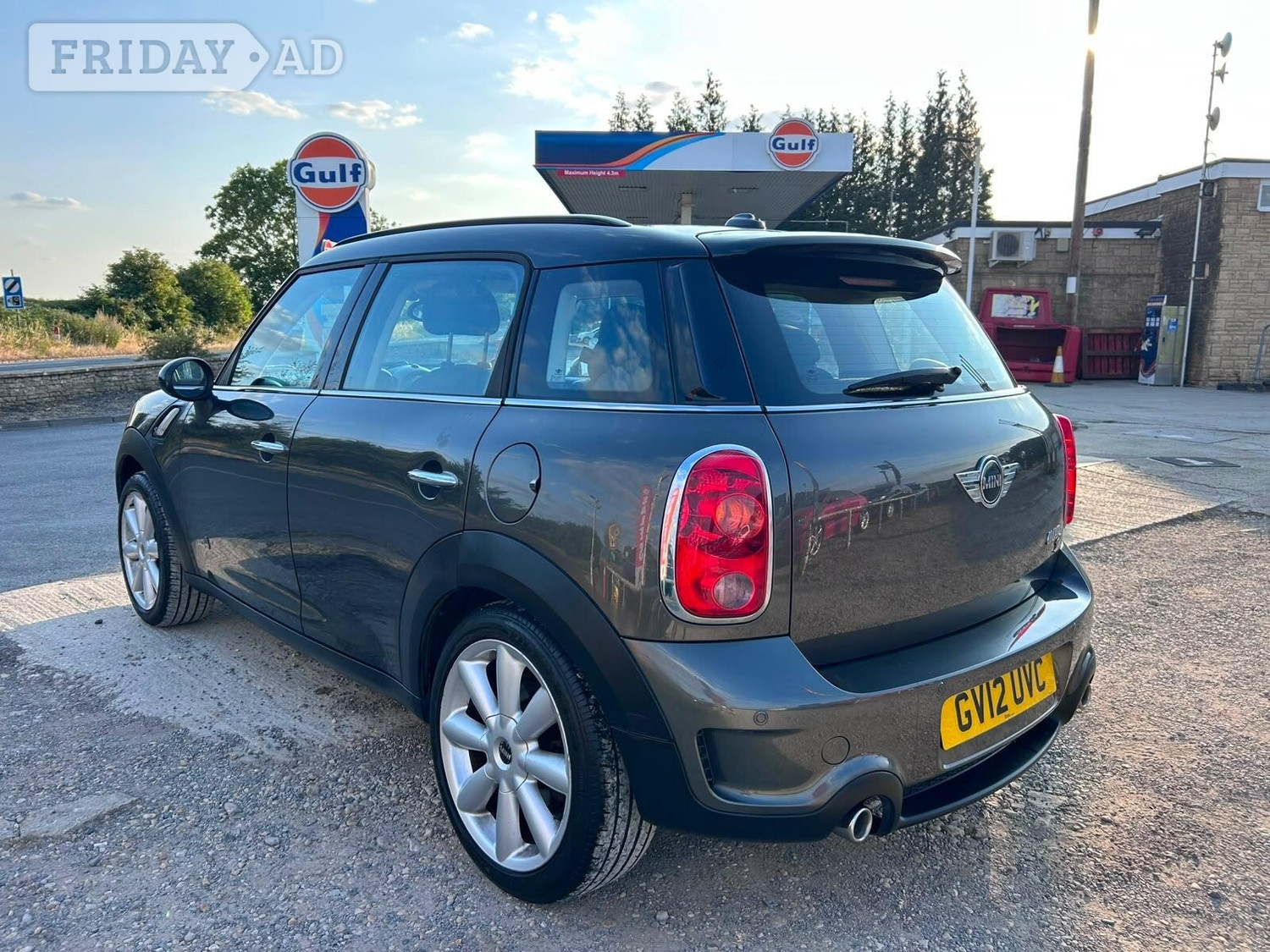 Mini Countryman 2012 - Cars in Burford