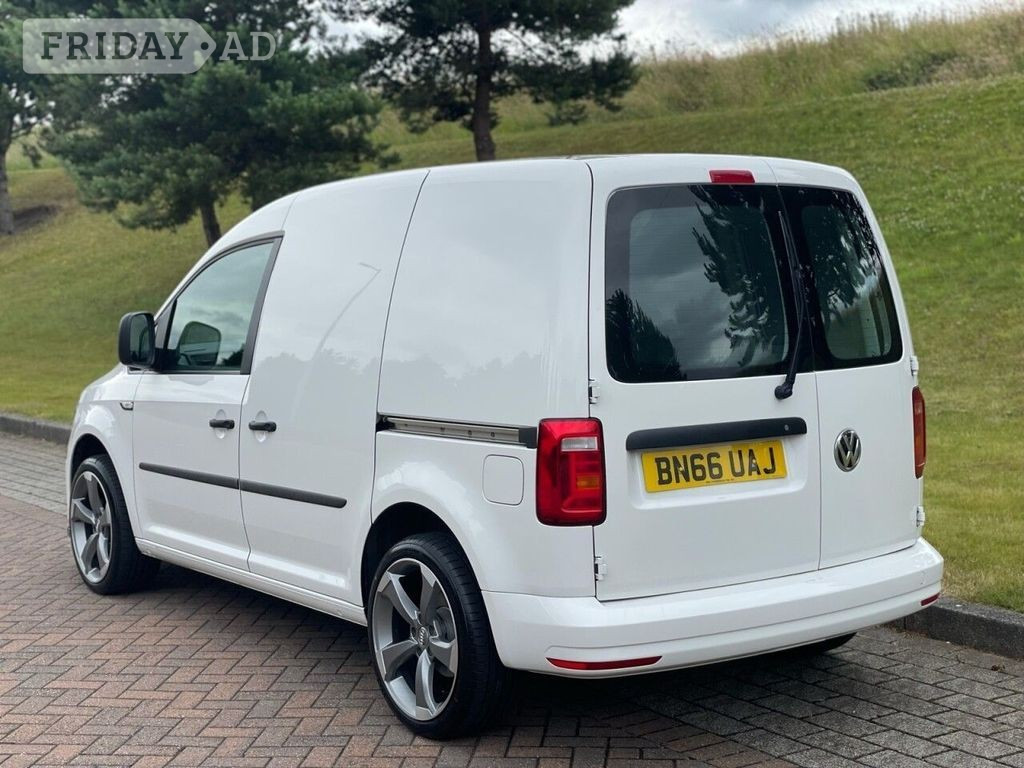 [ berth ]Volkswagen Caddy