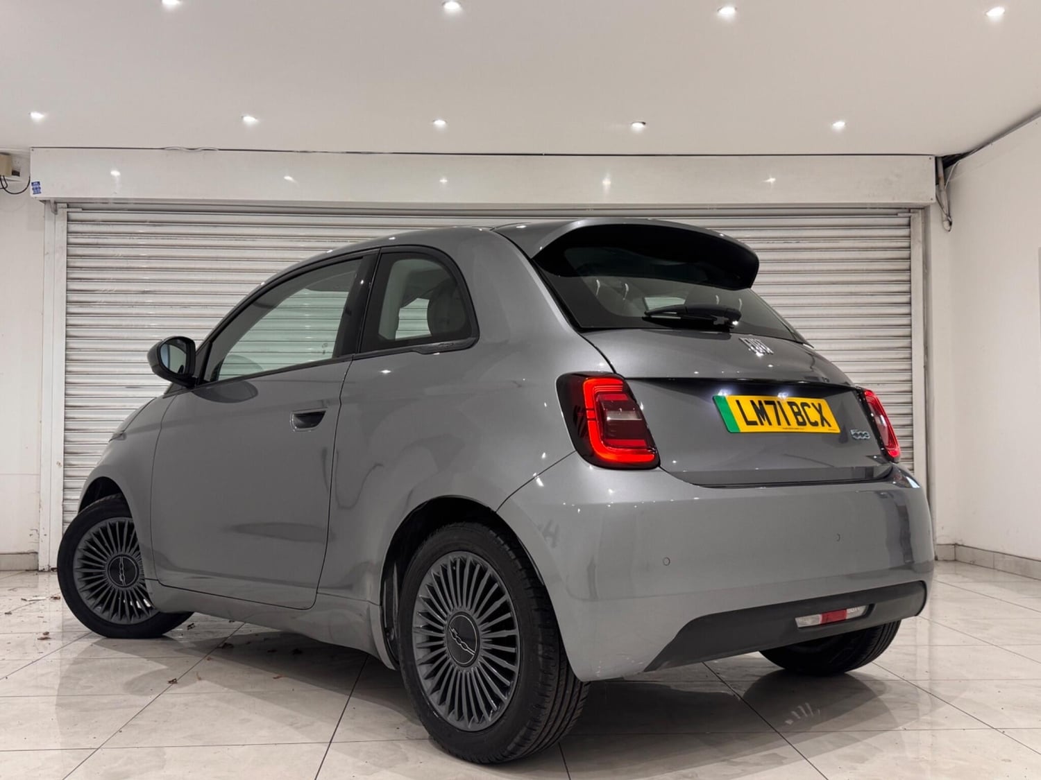 Fiat 500E 2022 - Cars