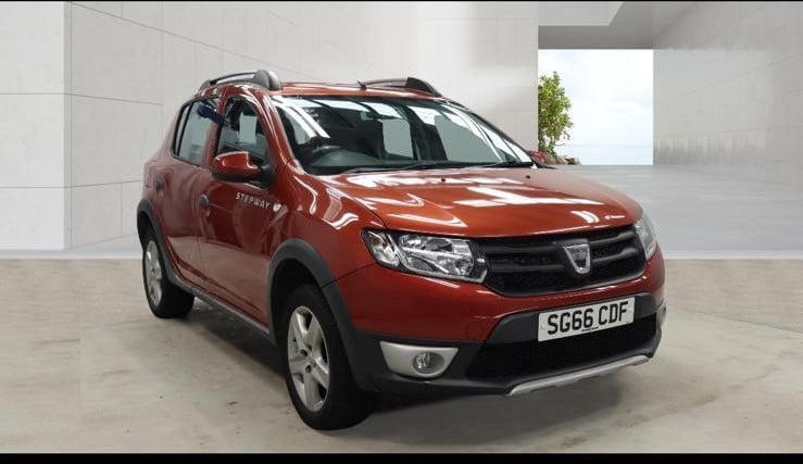 Dacia Sandero Stepway 2016 - Cars in Swansea