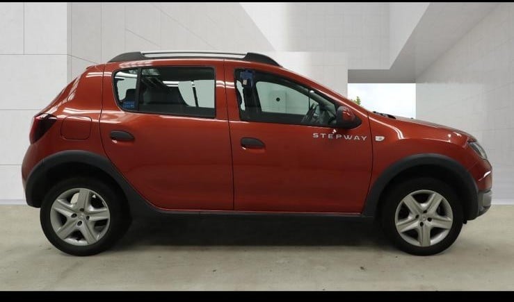 Dacia Sandero Stepway 2016 - Cars