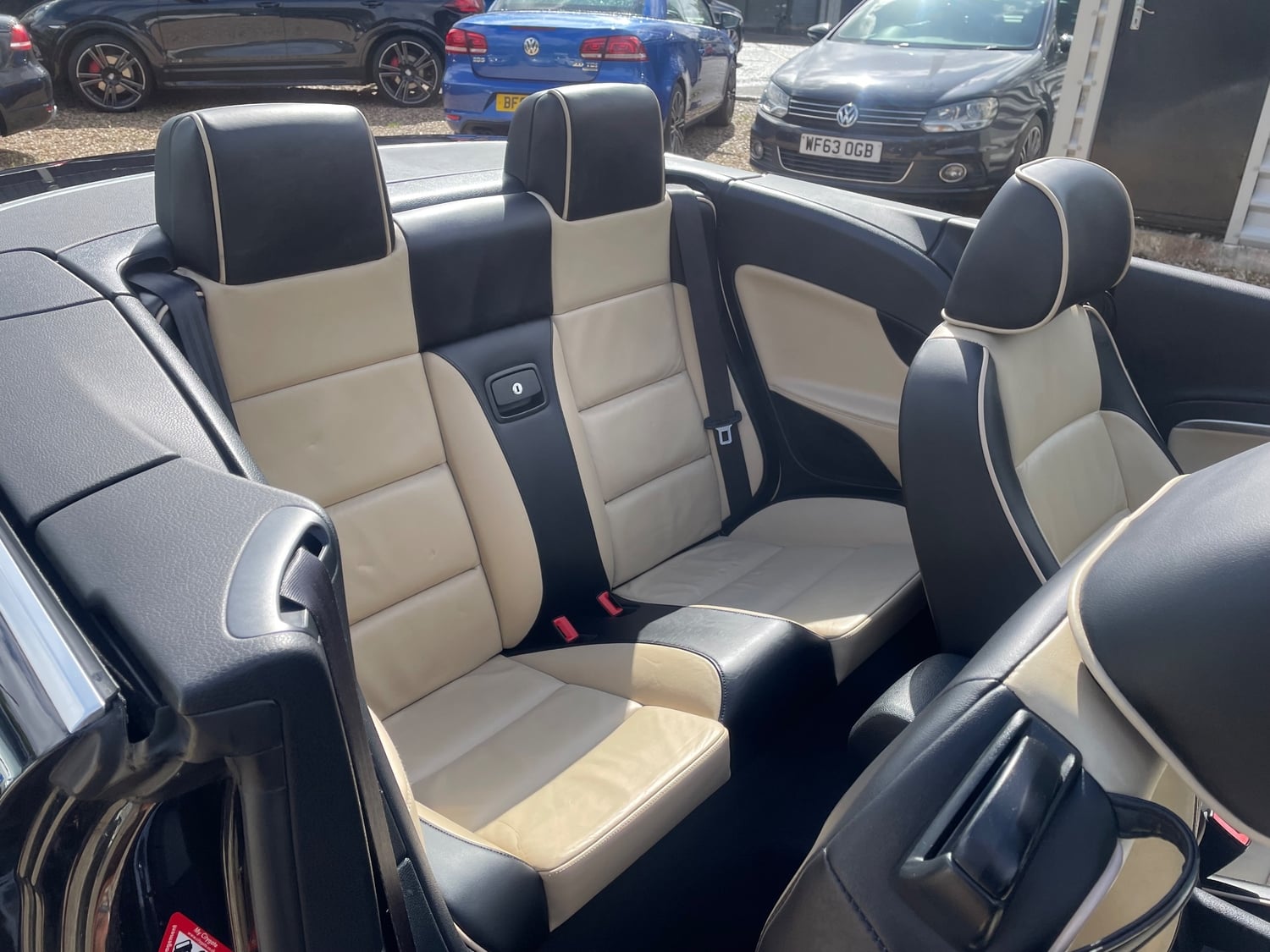 Volkswagen Eos 2011 - Cars
