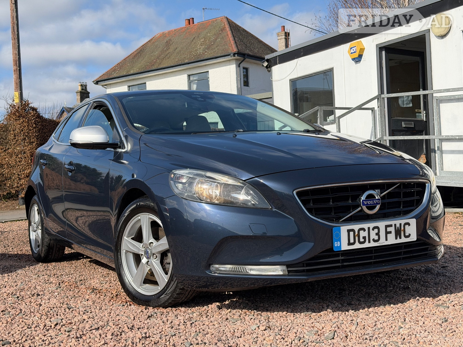 Volvo V40 2013 in Blairgowrie