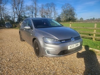 Volkswagen e-Golf 2015