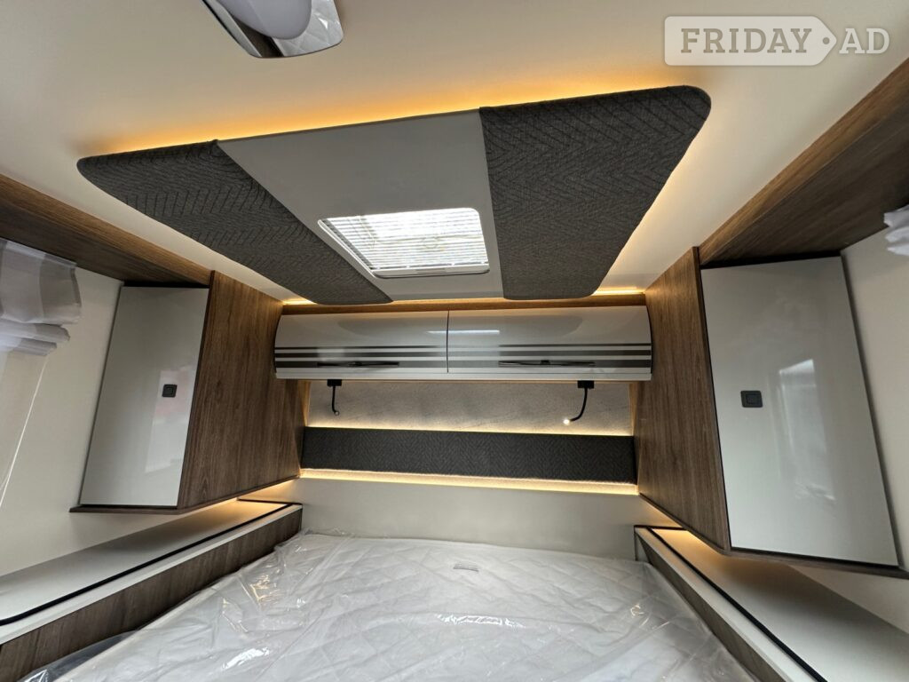 Roller Team T-Line 740 2026 for sale - Motorhomes & Caravans