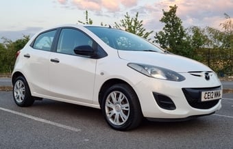 Mazda Mazda2 2012