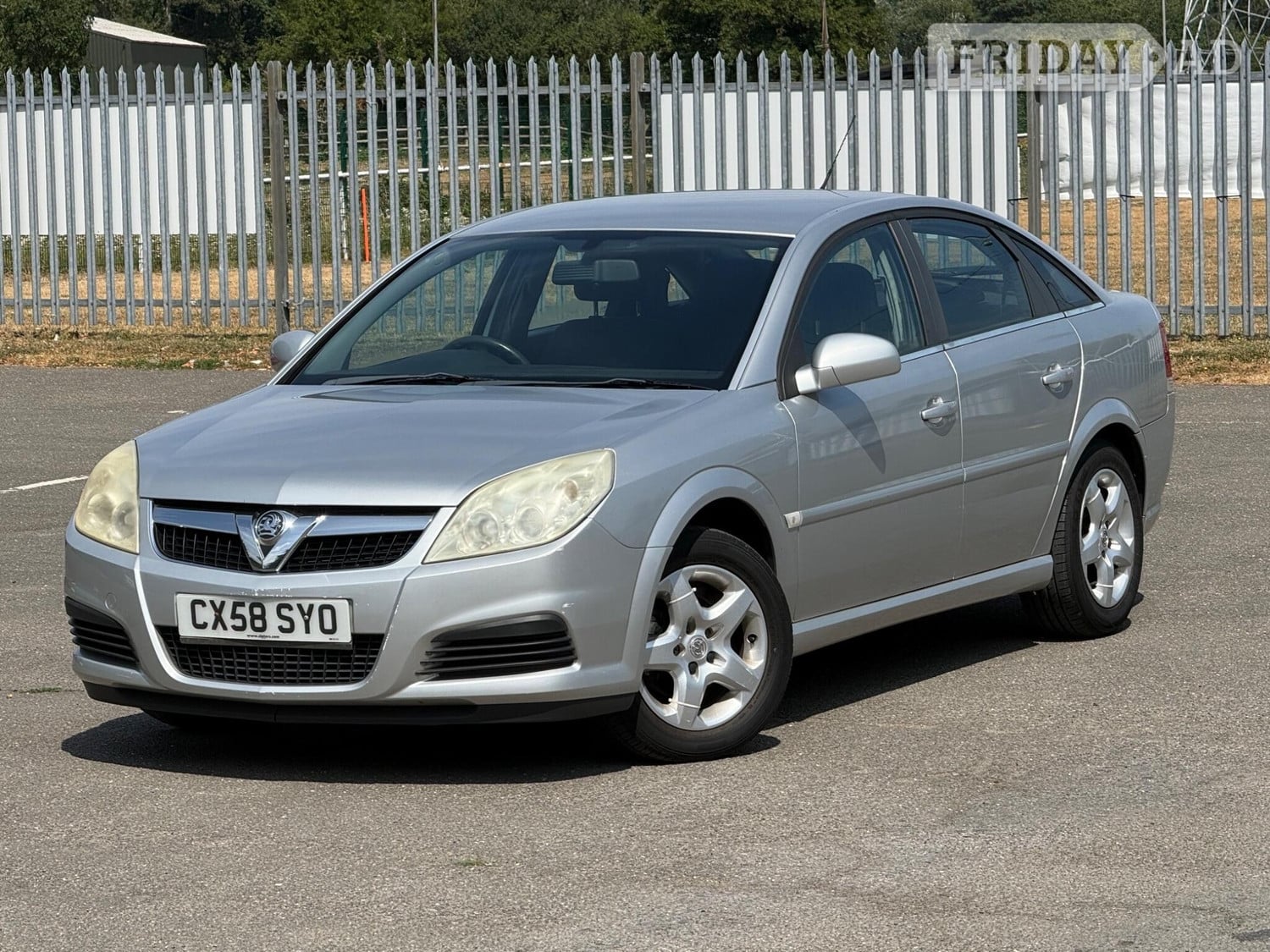 [ berth ]Vauxhall Vectra