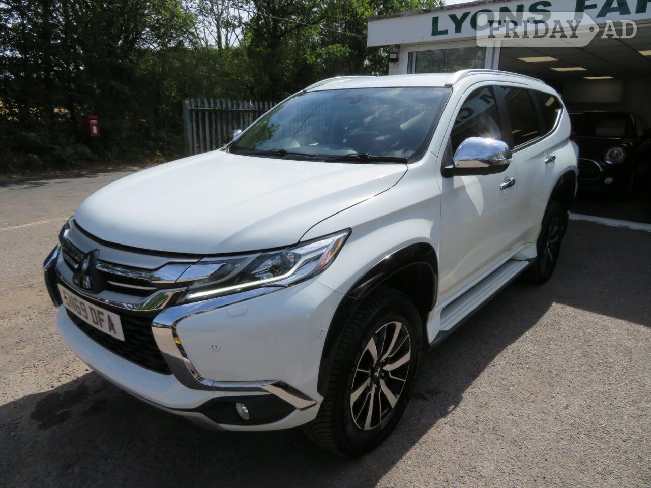 2019 Mitsubishi SHOGUN SPORT 2.4D 4 SUV 5dr Diesel Automatic 4 Wheel Drive Euro 6 (181 ps) 7 Seater PRIVACY + ELECTRIC / HEATED LEATHER - Cars in Horsham