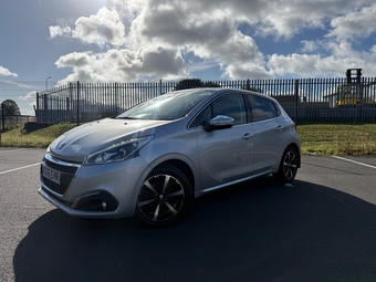 Peugeot 208 2016