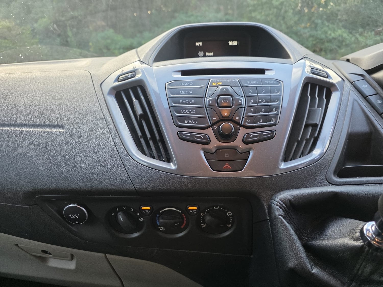 Ford Tourneo Custom 2017 - Cars in Wimborne