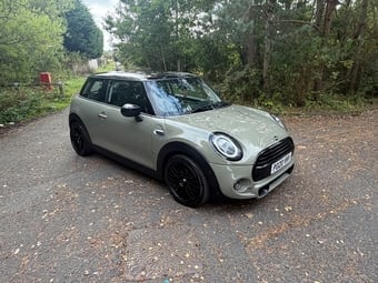 Mini Hatch 2020