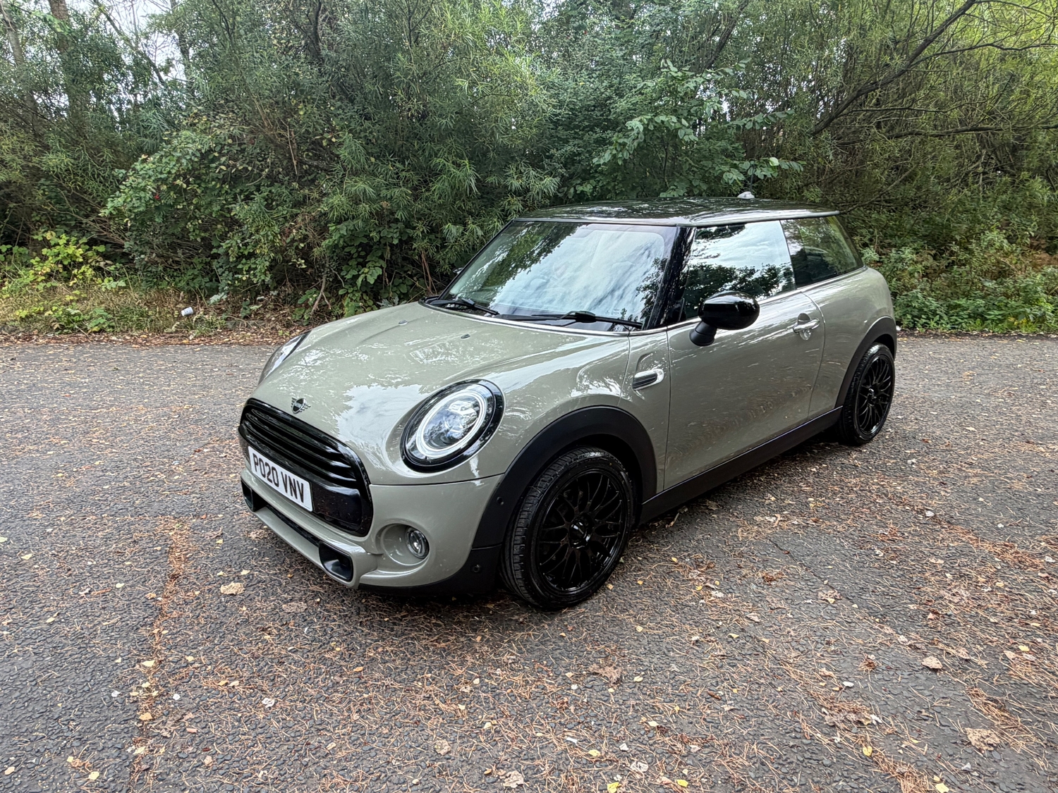 [ berth ]Mini Hatch