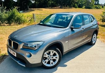 BMW X1 2011