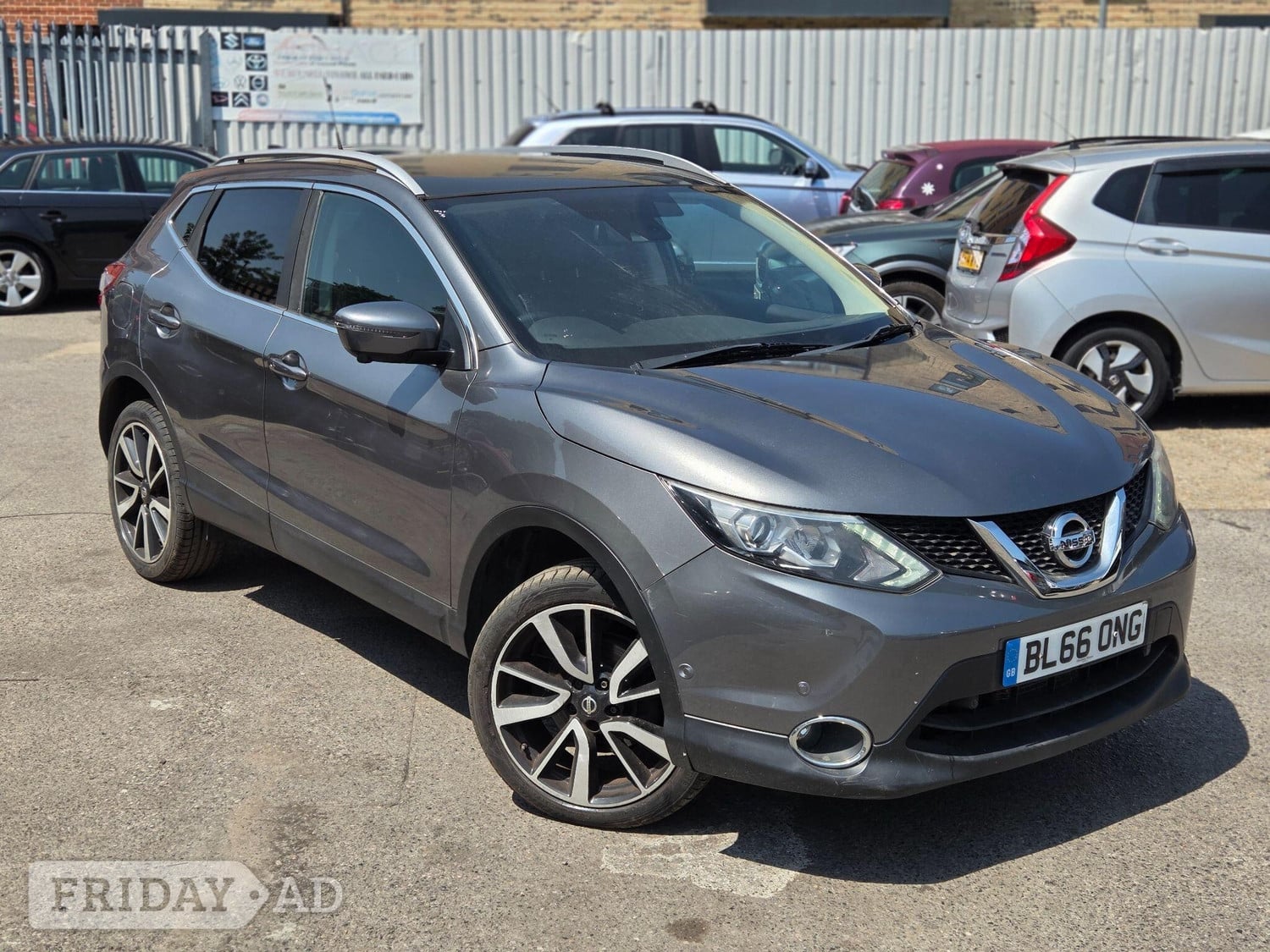 Nissan Qashqai 2016 - Cars