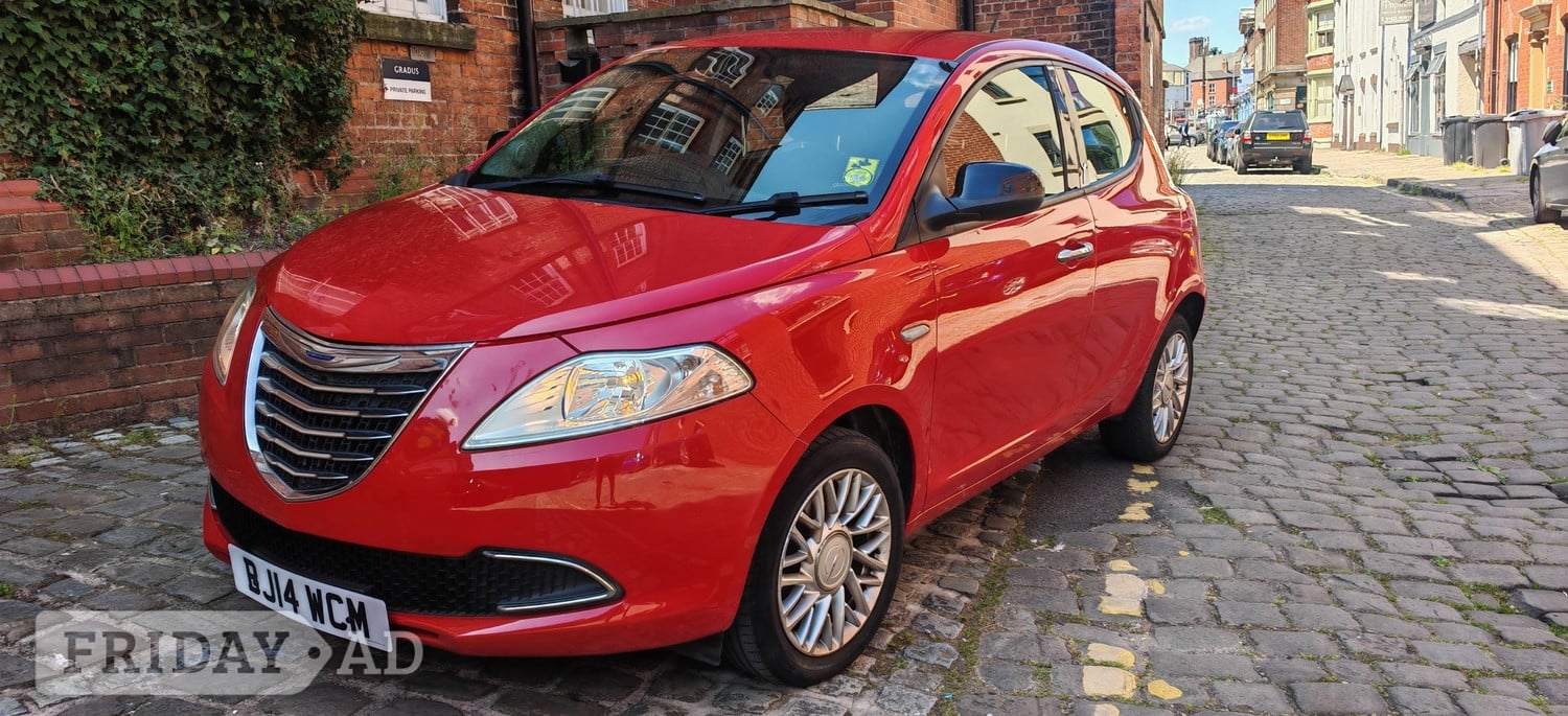 Chrysler Ypsilon 2014 in Macclesfield