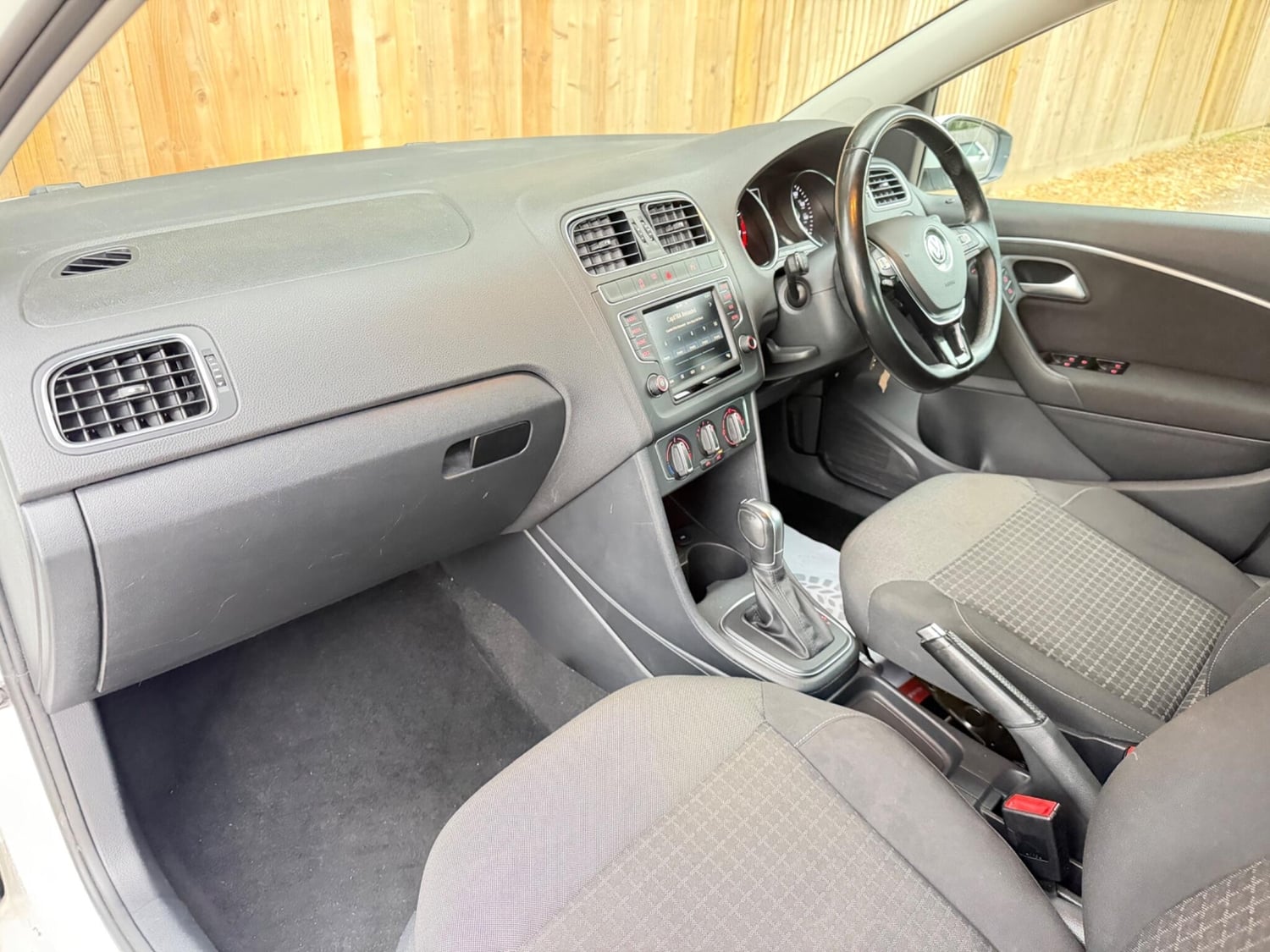 [ berth ]Volkswagen Polo