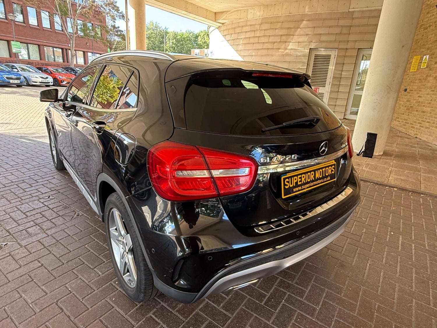 [ berth ]Mercedes-Benz GLA