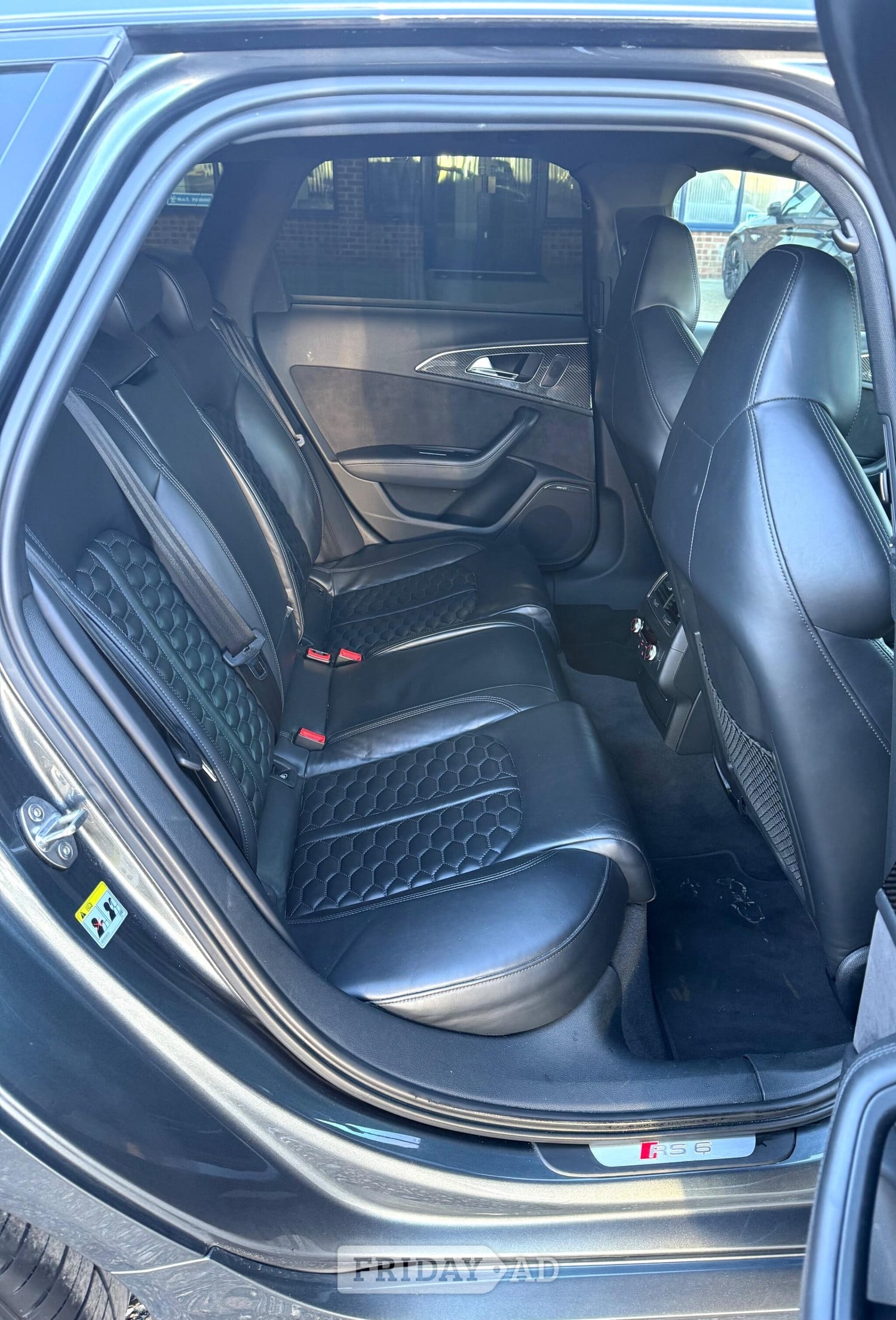 [ berth ]Audi RS6 Avant
