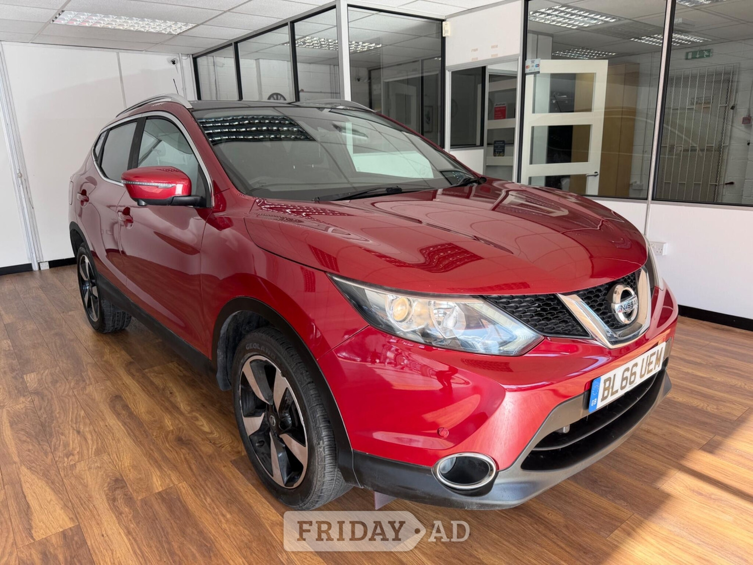 Nissan Qashqai 2016 - Cars in Sandhurst