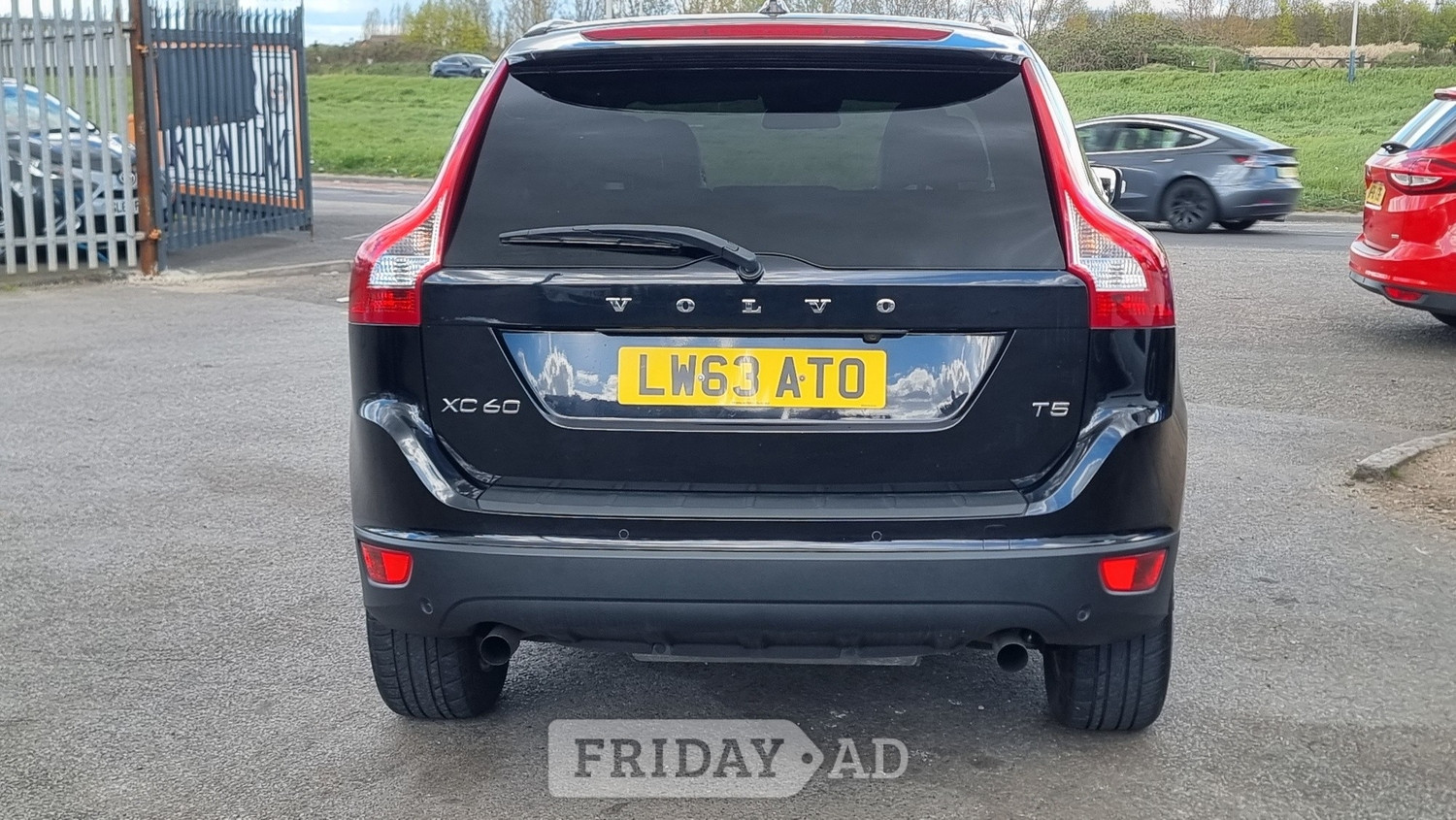 Volvo XC60 2013 - Cars in Rainham