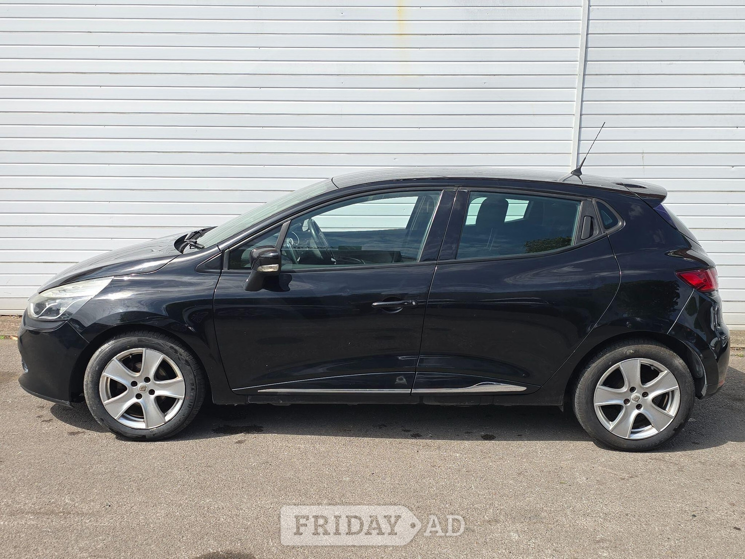 Renault Clio 2015 - Cars