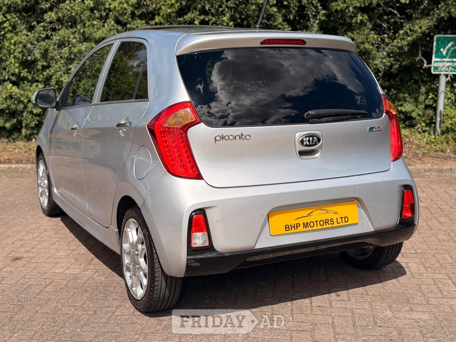 Kia Picanto 2015 - Cars in Swindon