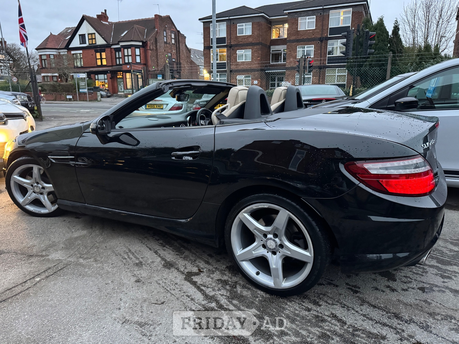 [ berth ]Mercedes-Benz SLK