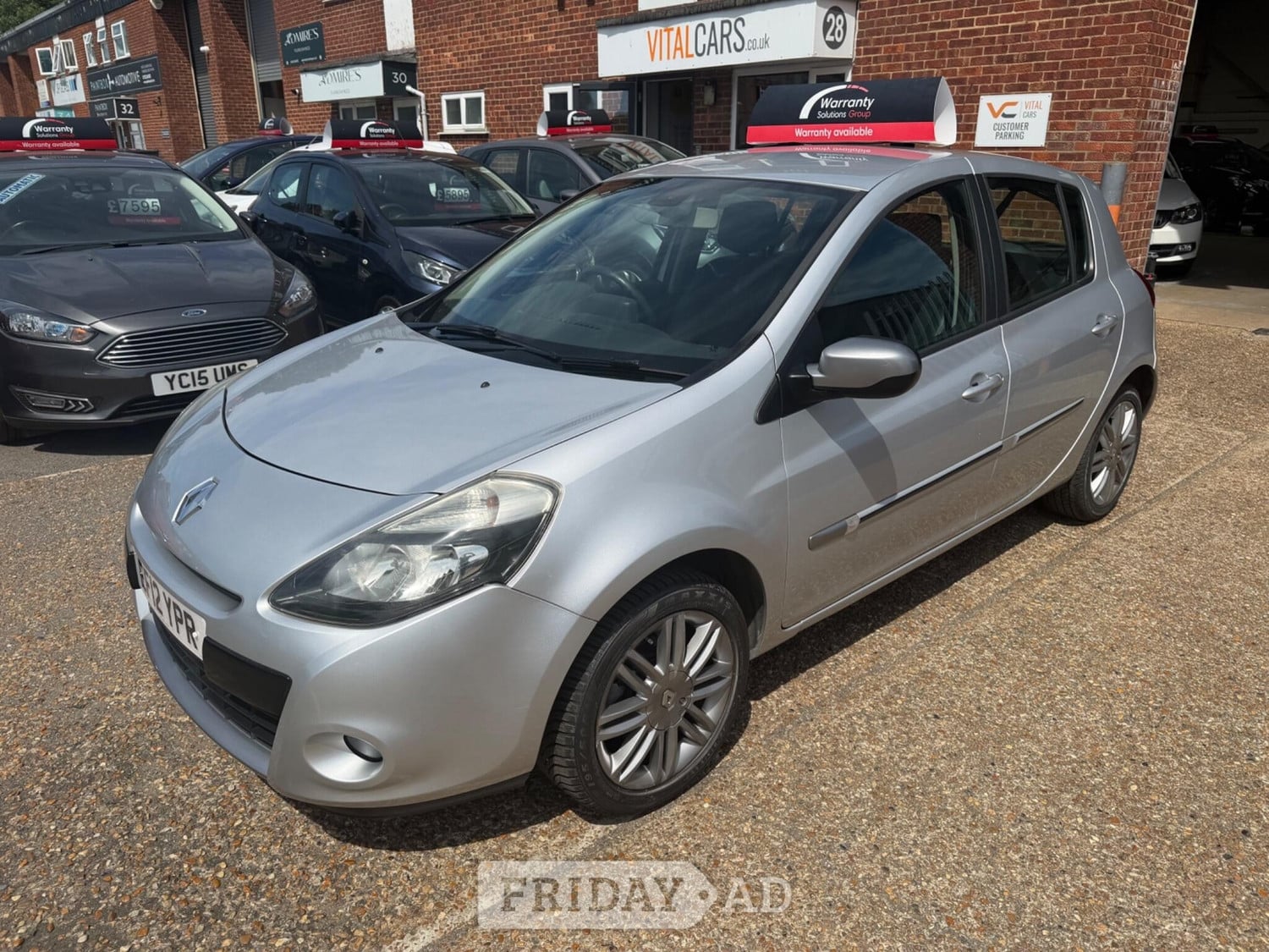 Renault Clio 2012 in Tonbridge