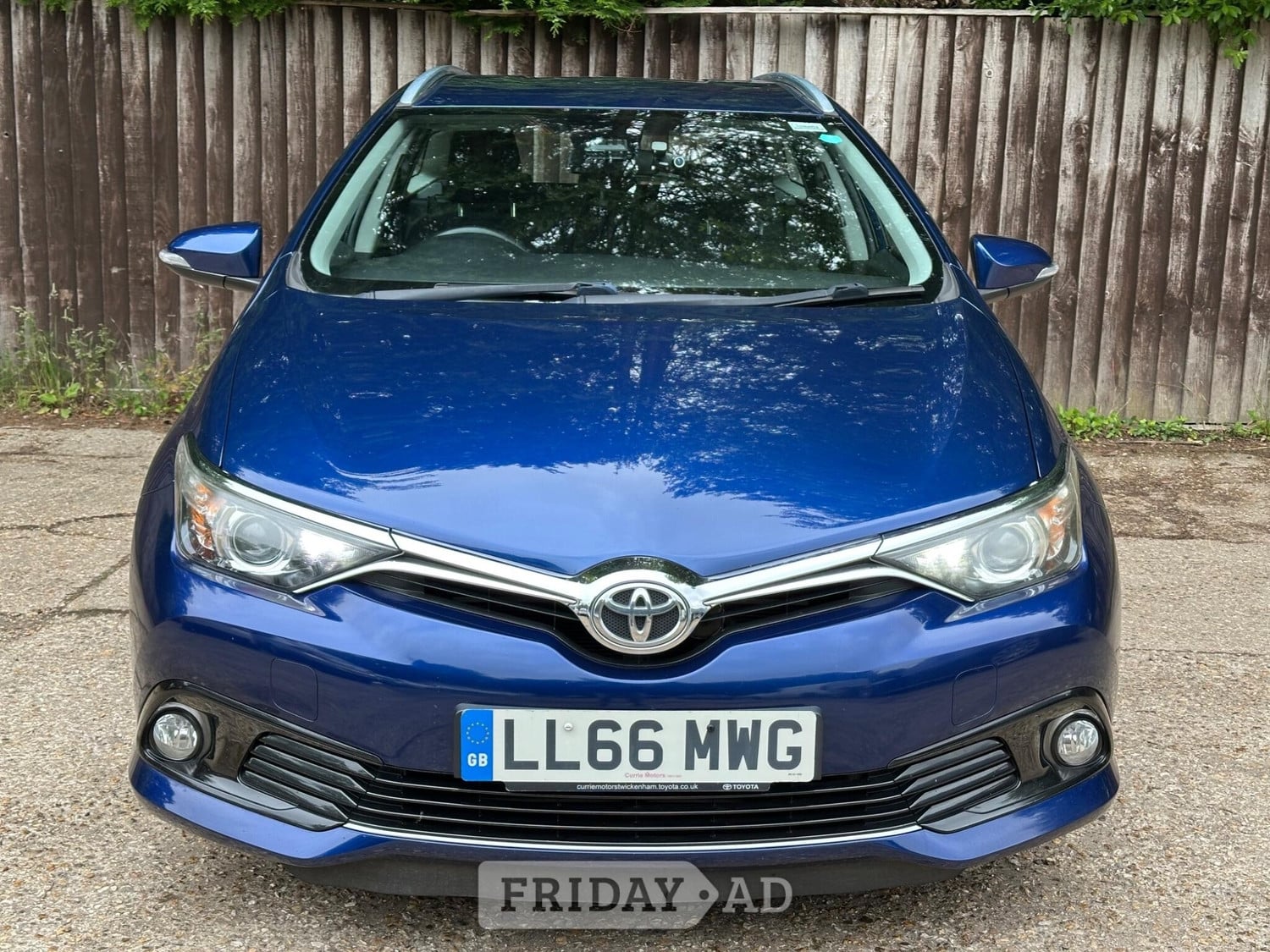 [ berth ]Toyota Auris