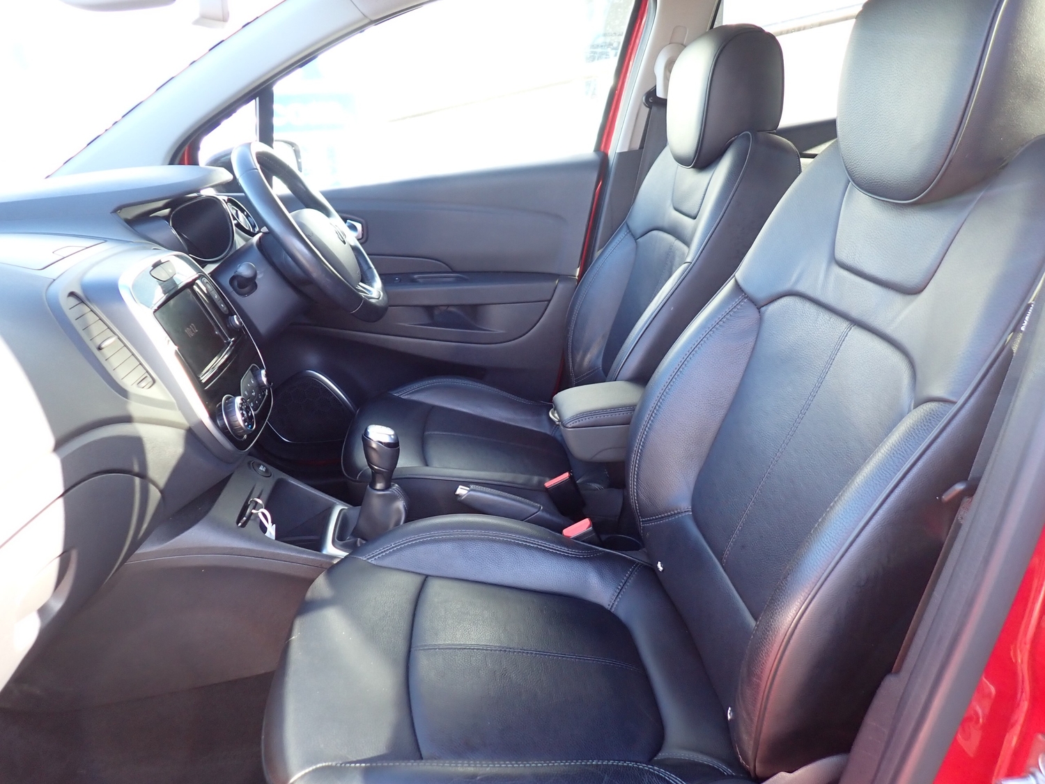 [ berth ]Renault Captur