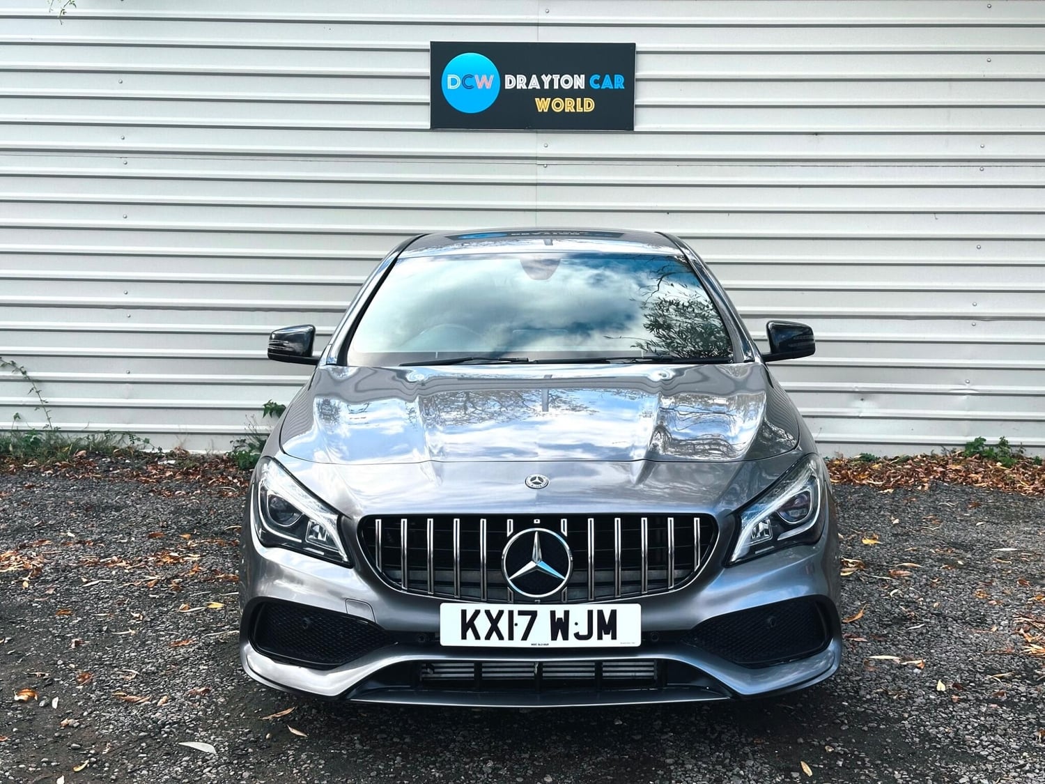 [ berth ]Mercedes-Benz CLA Class