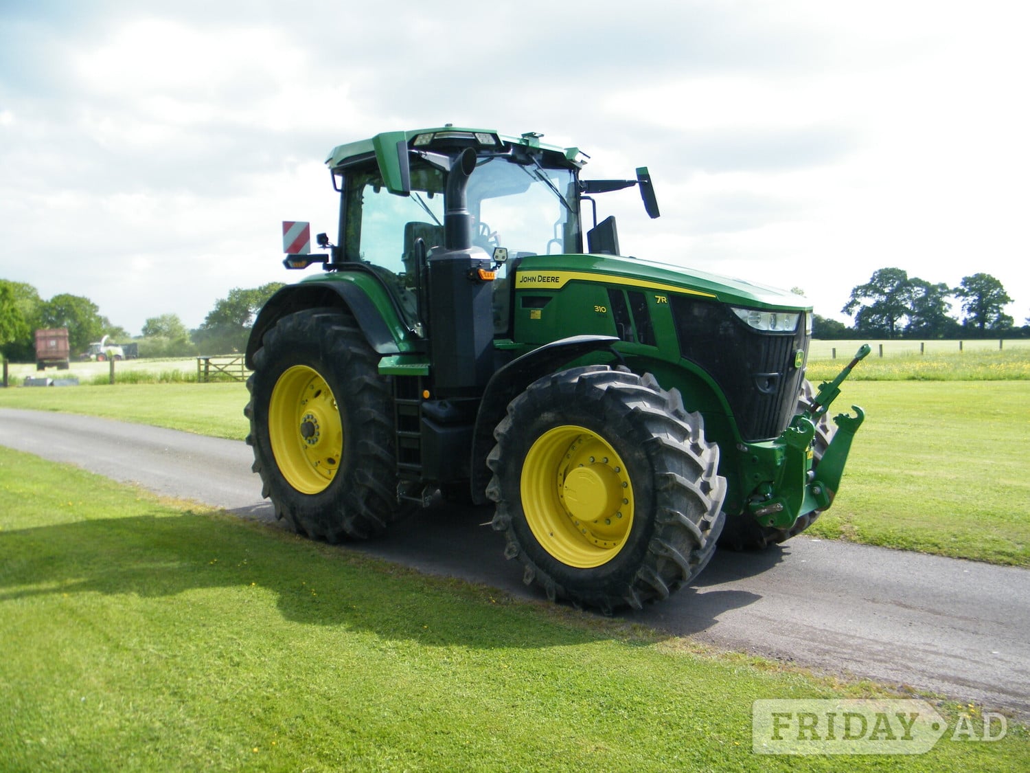 John Deere 7R 310 (2021) Tractor in Evesham
