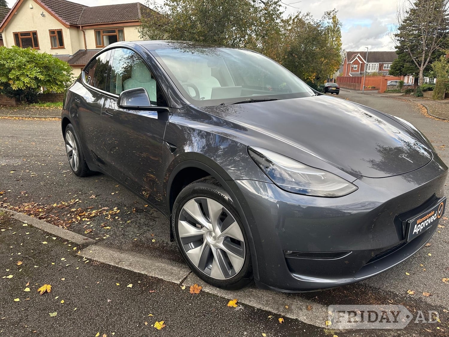 Tesla Model Y 2023 in West Bromwich