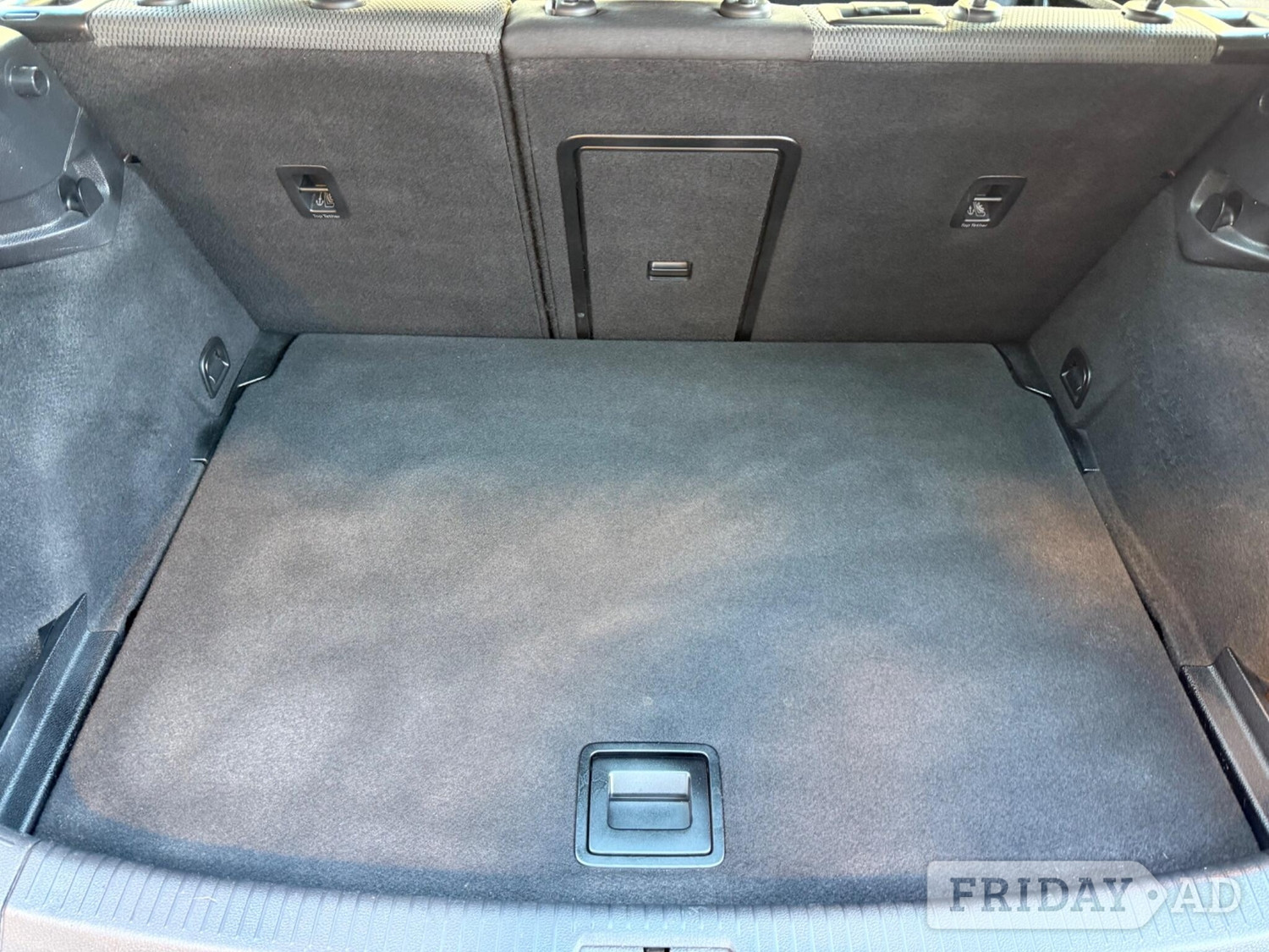Volkswagen Golf 2013 - Cars