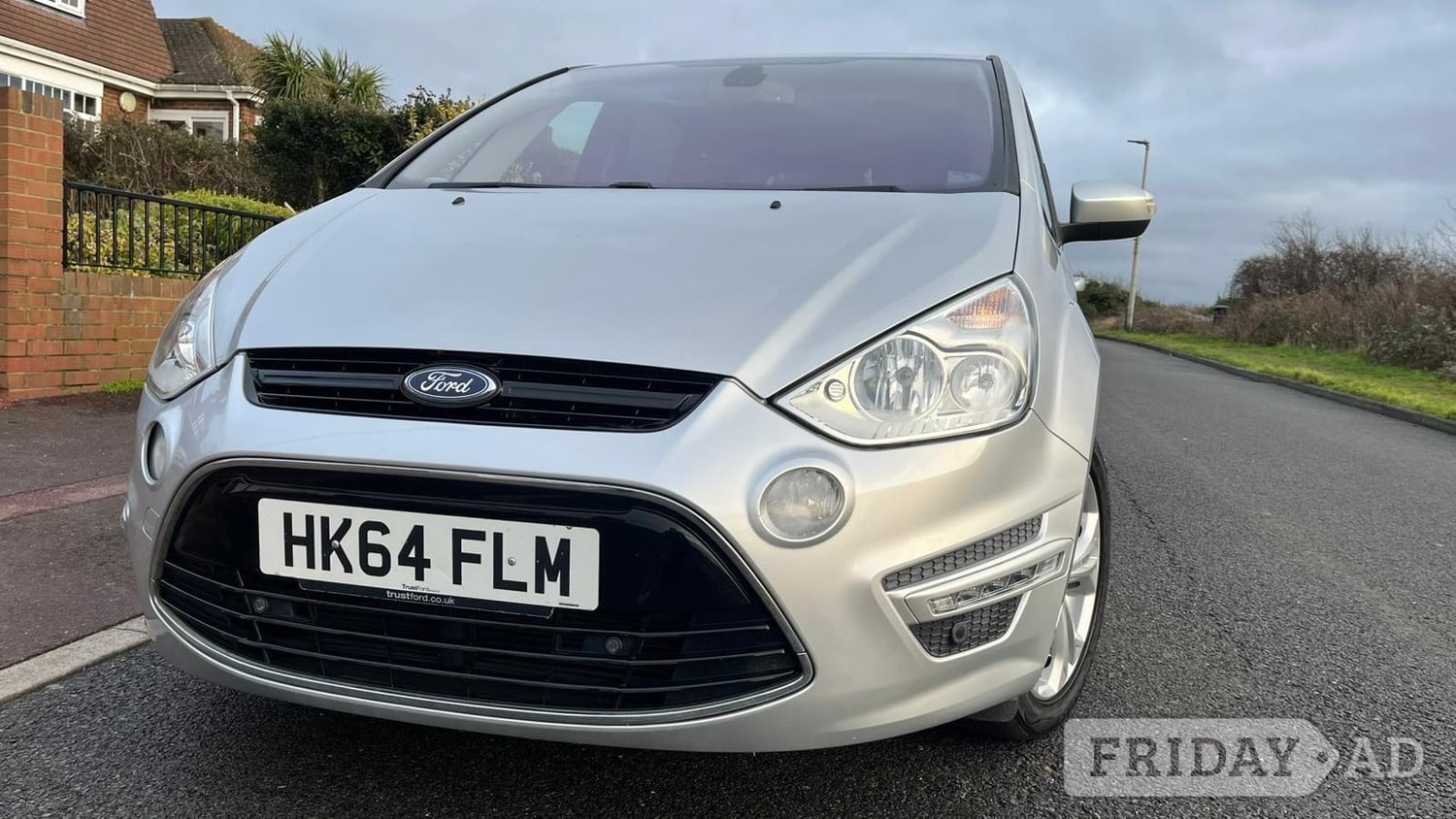 [ berth ]Ford S-Max