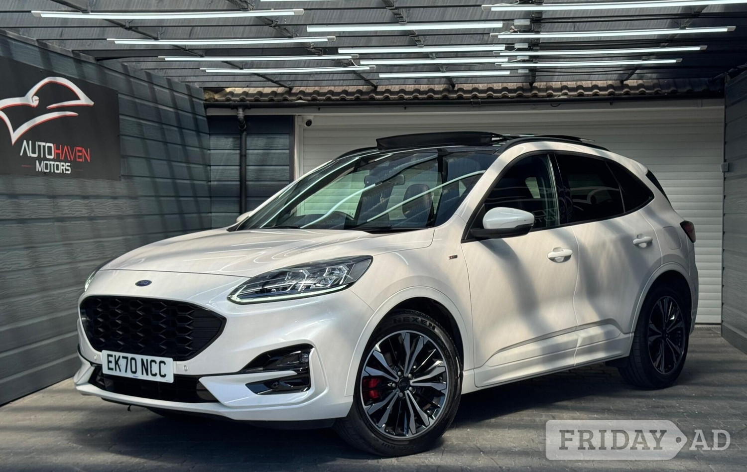 [ berth ]Ford Kuga