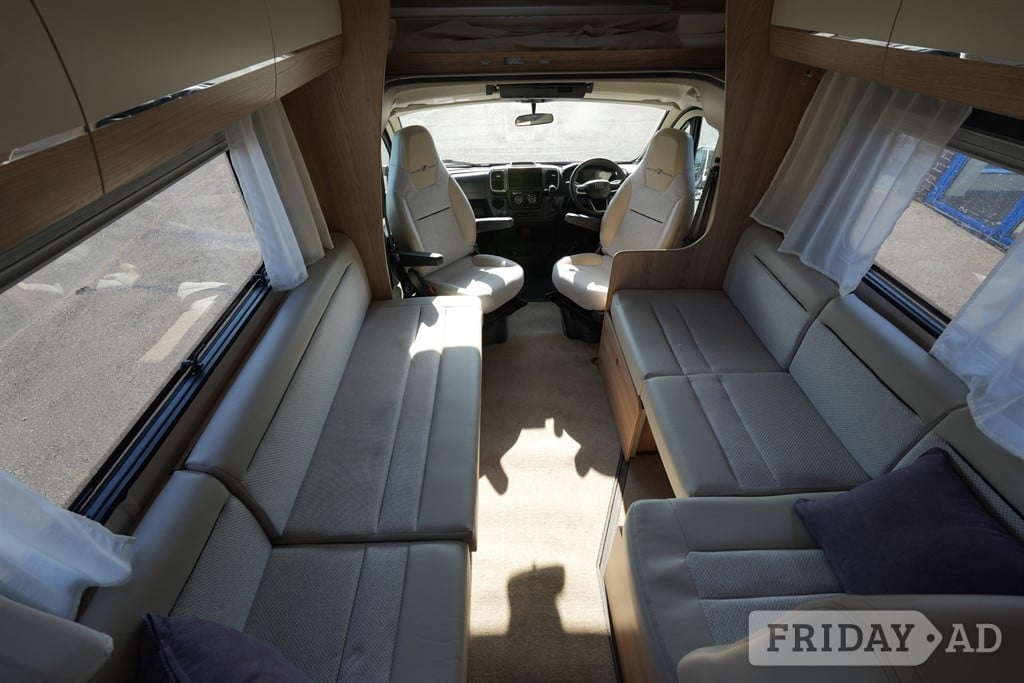 [4 berth ]Auto-Trail Imala 615